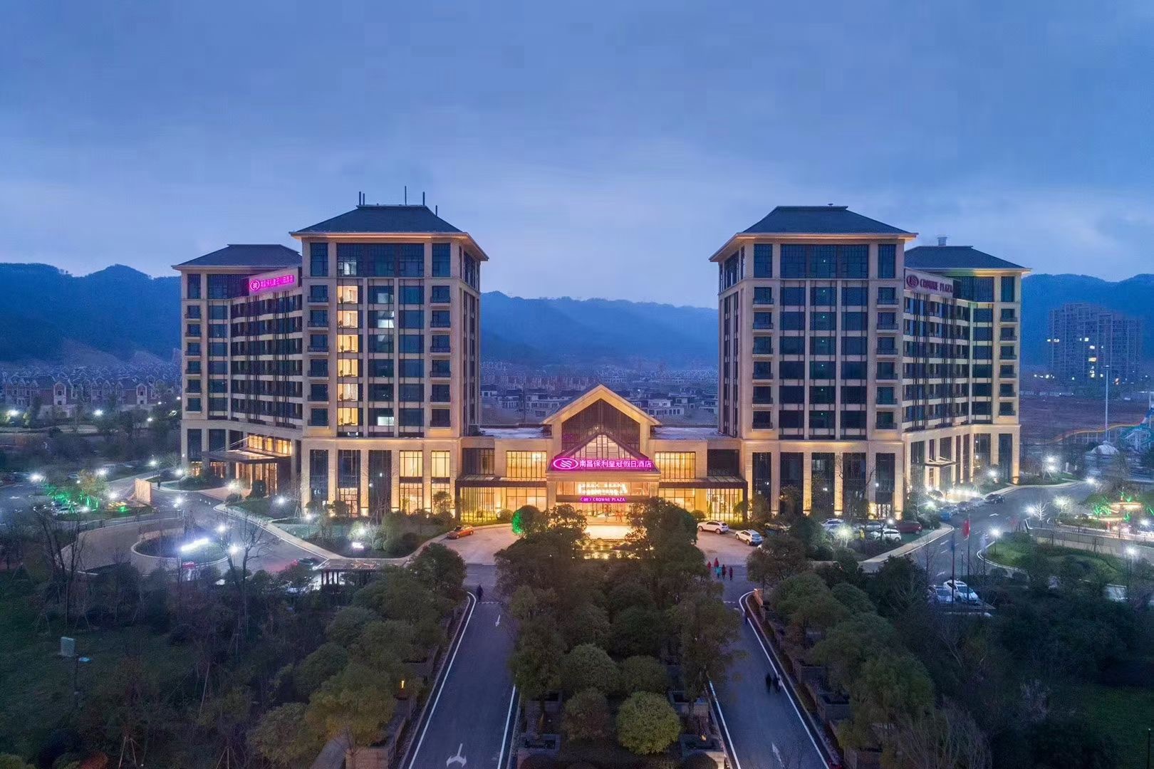 南昌保利皇冠假日酒店会议场地封面图