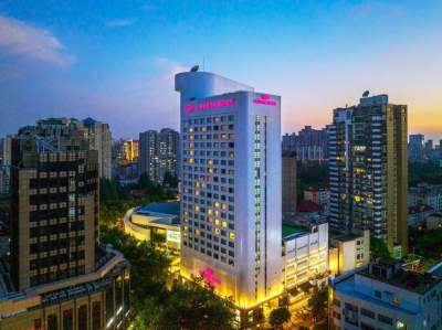 上海银星皇冠假日酒店会议场地封面图