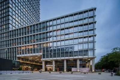 深圳福田CBD逸扉酒店会议场地封面图