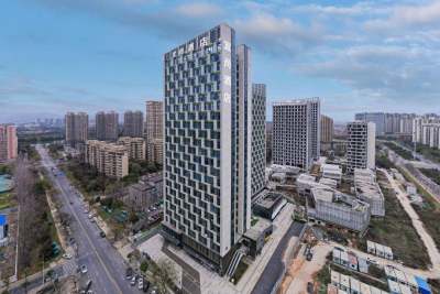 宜尚酒店(南昌珠江路地铁站江西省博物馆店)外观
