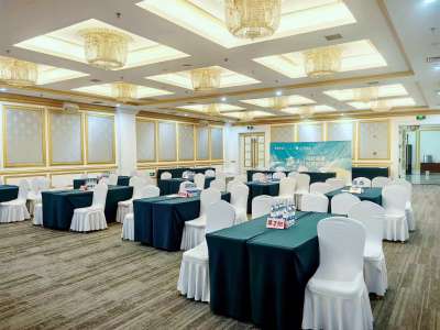 北京温都水城湖湾酒店第七十六会议室会场图