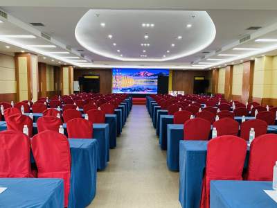 北京温都水城湖湾酒店第三十会议室会场图