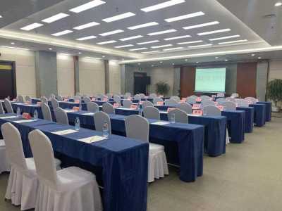北京温都水城湖湾酒店第二十八会议室会场图