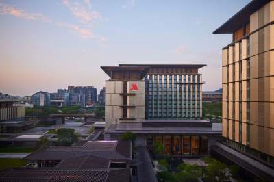 广州白云国际会议中心越秀万豪酒店外观