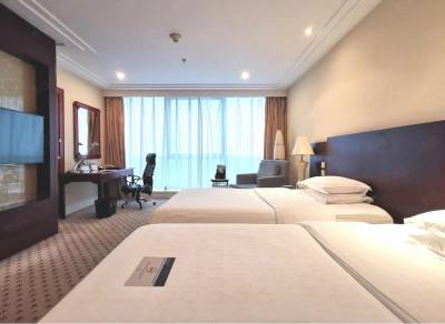 南京金丝利喜来登酒店俱乐部豪华双床客房图