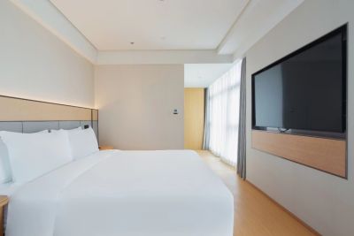 全季酒店（广州天河体育中心酒店）商务大床房客房图
