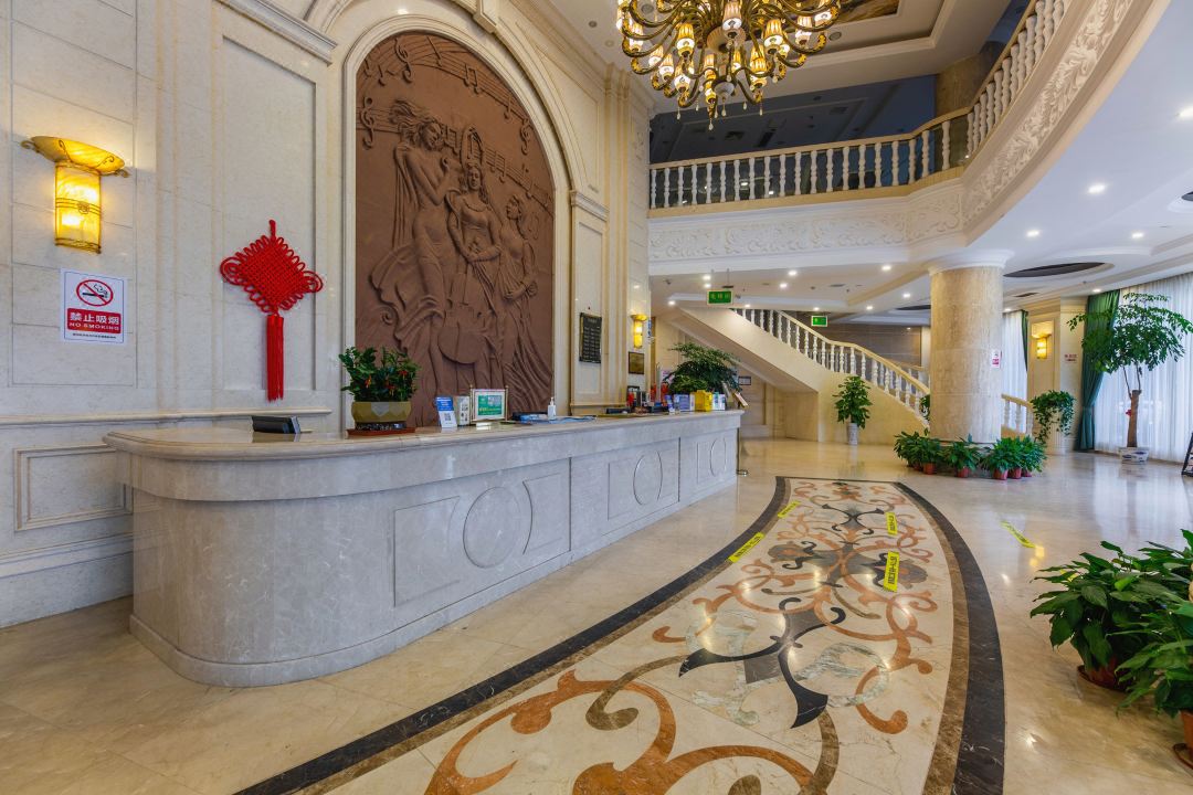 欧冠国际酒店(江西理工大学店)大堂