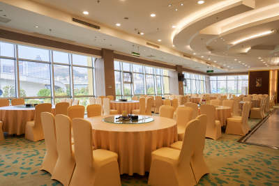 世鸿大酒店（宁德站店）西餐厅餐厅图