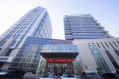 乌鲁木齐中和大酒店外观