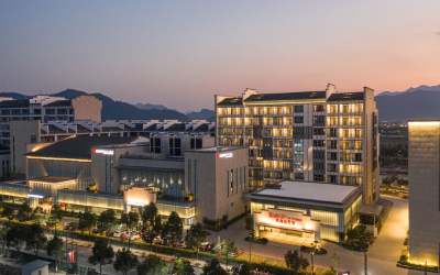 黄山东榕华美达酒店会议场地封面图