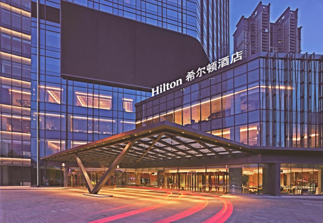 沈阳世茂希尔顿酒店外观
