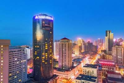 大连日航饭店会议场地封面图