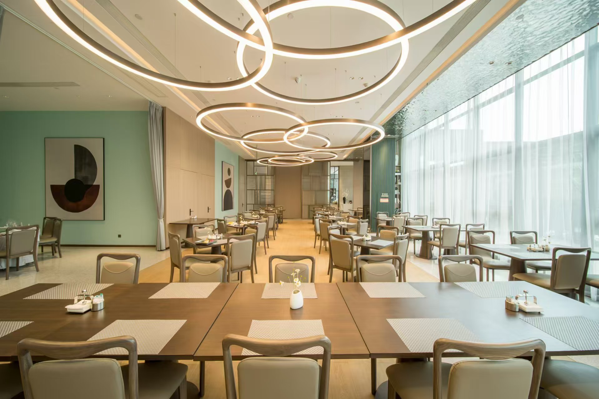 格兰云天·阅酒店赣州万象城中环店西餐厅餐厅图