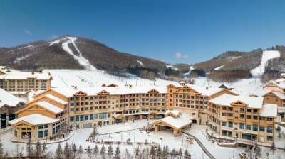 长白山万达锦华套房酒店会议场地封面图
