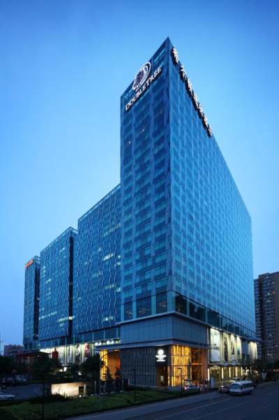 北京希尔顿逸林酒店外观