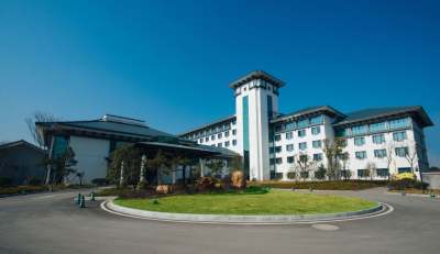 景德镇西山湖凯莱度假酒店(景德镇中国陶瓷博物馆店)会议场地封面图