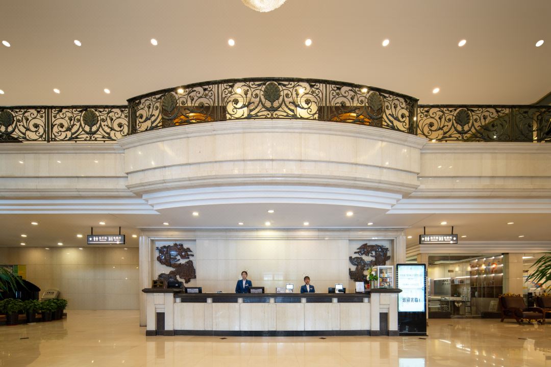 济南吉华大厦(泉城广场趵突泉店)大堂