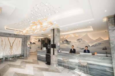 格菲酒店(上饶高铁站店)大堂