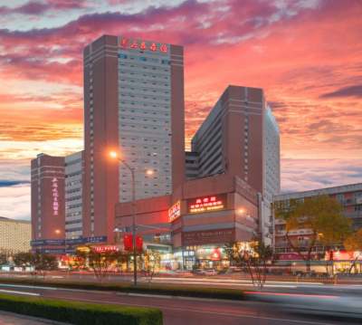 济南玉泉森信大酒店(泉城广场趵突泉店)会议场地封面图