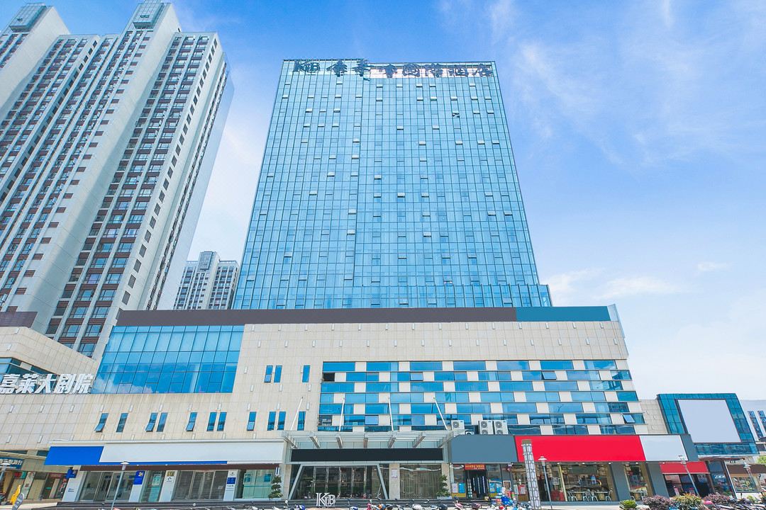 康莱博国际酒店(赣州章贡区汽车站店)外观