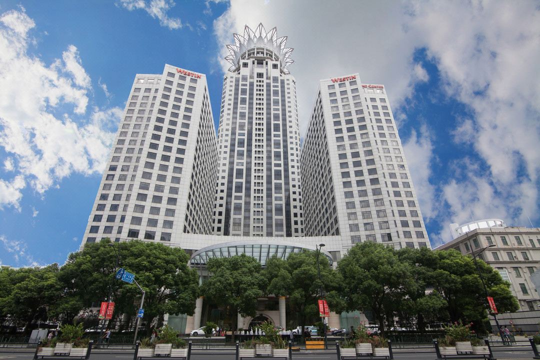 上海威斯汀大饭店外观