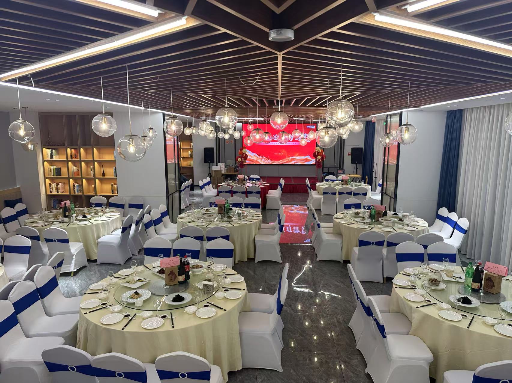 无国界1+X酒店无国界餐厅餐厅图