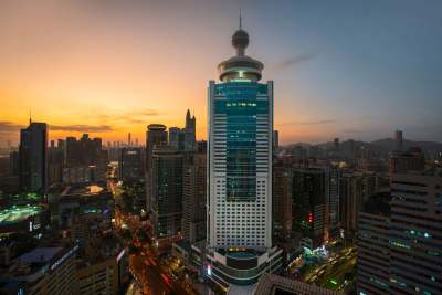 深圳彭年万丽酒店外观