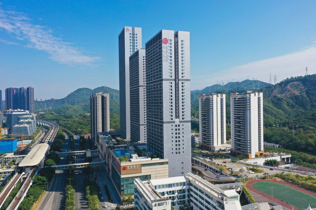 深圳深铁塘朗城君璞酒店外观