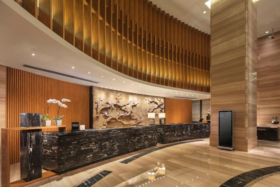 广州汇华希尔顿逸林酒店大堂
