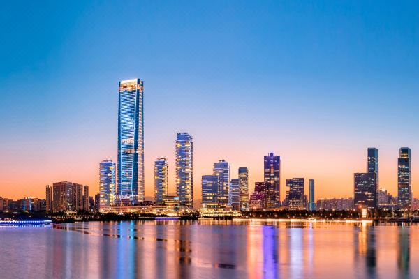 深圳鹏瑞莱佛士酒店外观