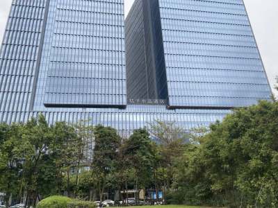 桔子水晶深圳南山科技园酒店外观