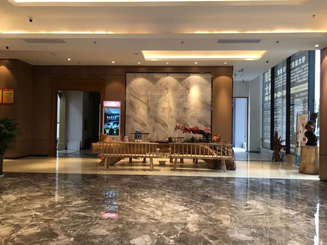 明大家居酒店(赣州西站店)大堂