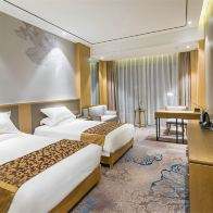 皇庭四季酒店豪华双床房客房图