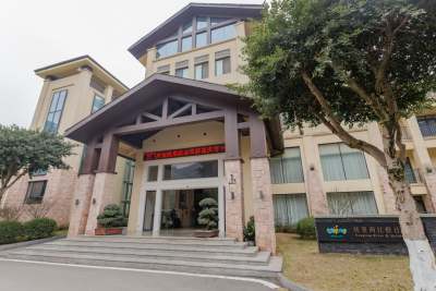 重庆统景两江假日酒店外观