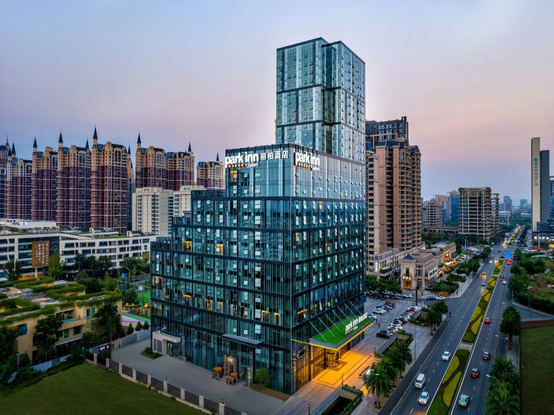 丽柏酒店(成都四河地铁站新川店)会议场地封面图