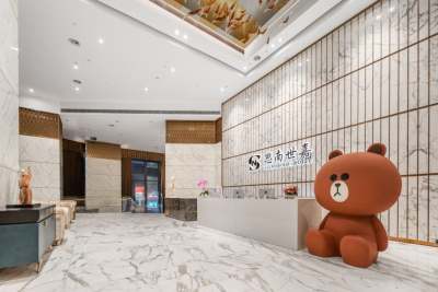 思南世嘉酒店(重庆解放碑洪崖洞店)大堂