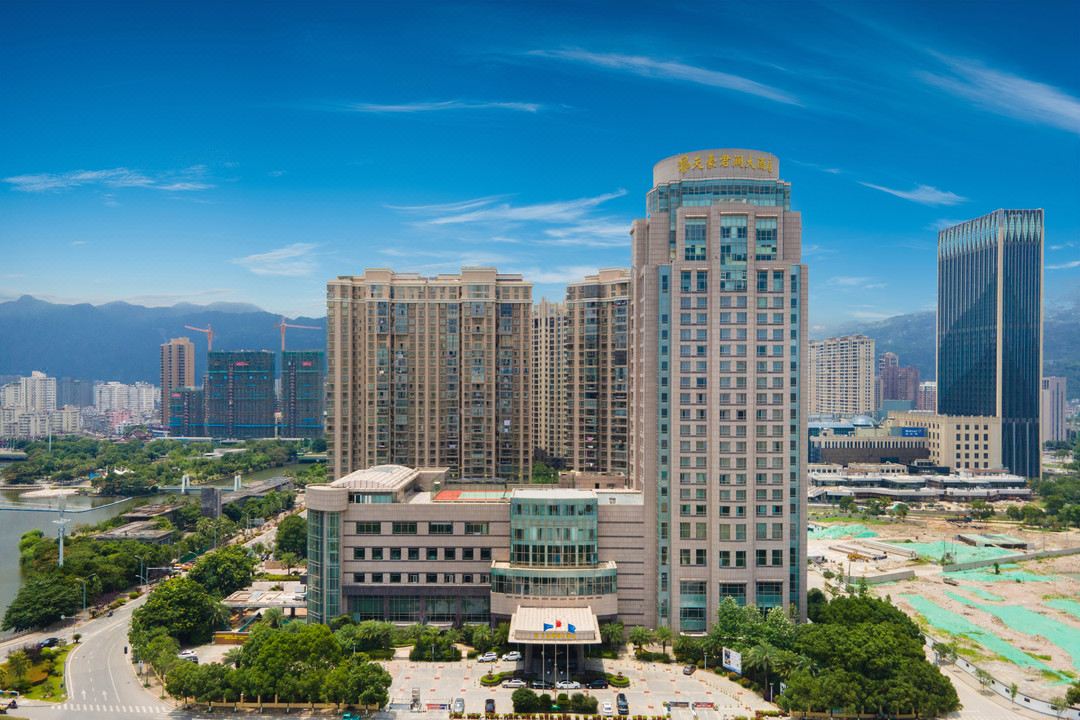 乐清天豪君澜大酒店外观