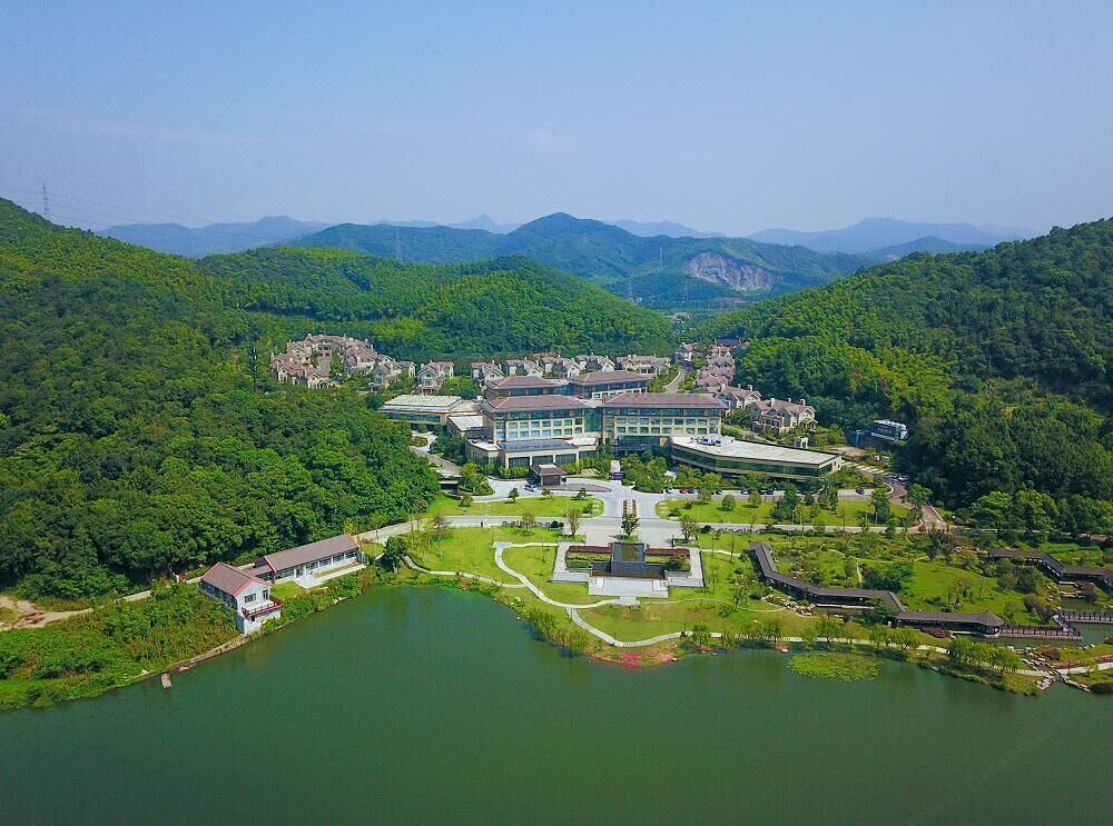 宁波富邦荪湖山庄会议场地封面图