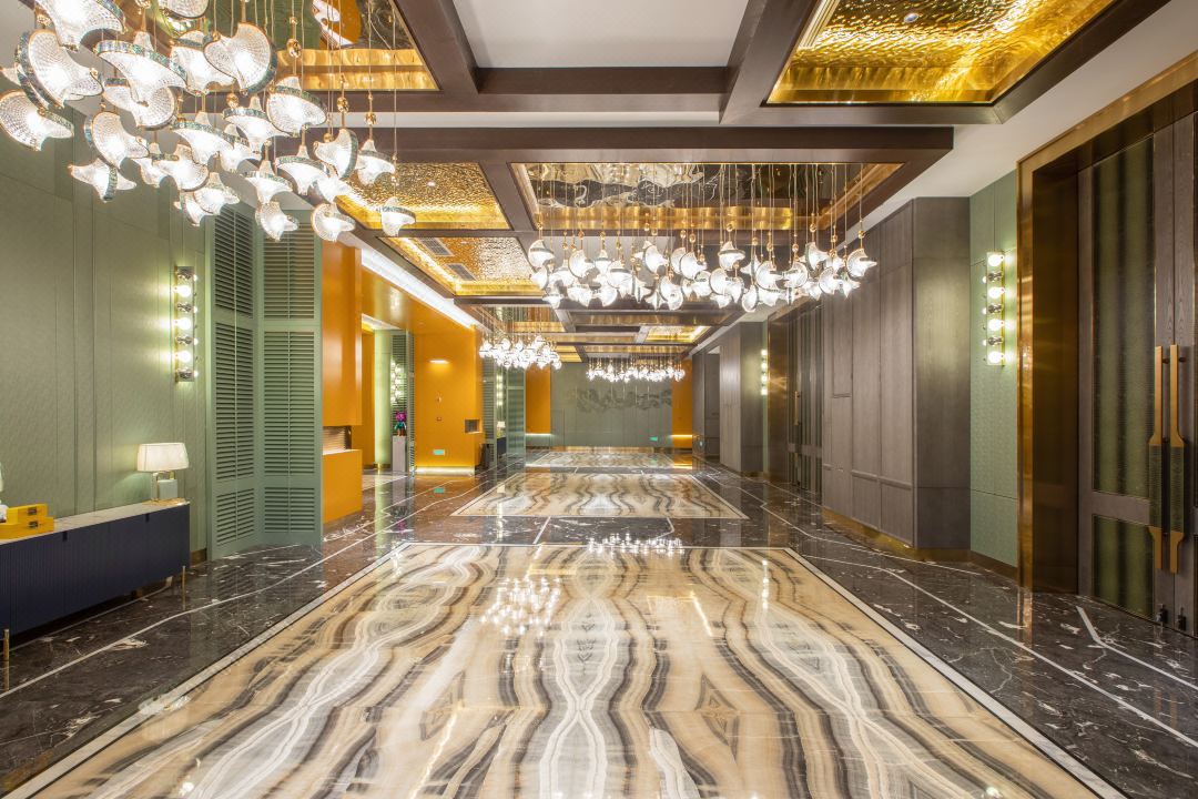 海宁瑞莱克斯大酒店大堂