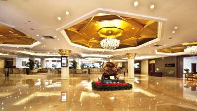 南京明发珍珠泉大酒店大堂