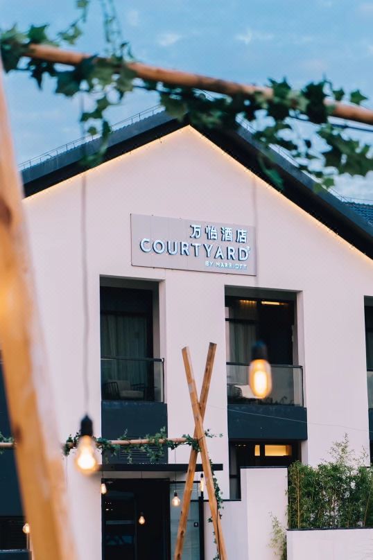 平湖万怡酒店外观