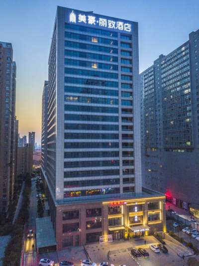 美豪丽致酒店(郑州郑东新区会展中心旗舰店)外观