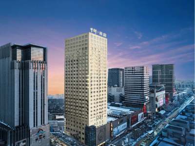 沈阳中街x酒店(故宫中街地铁站店)外观