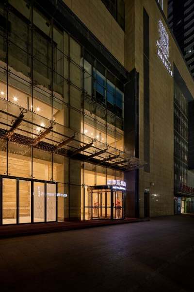 石家庄诺华廷酒店(万象城湾里庙步行街店)外观