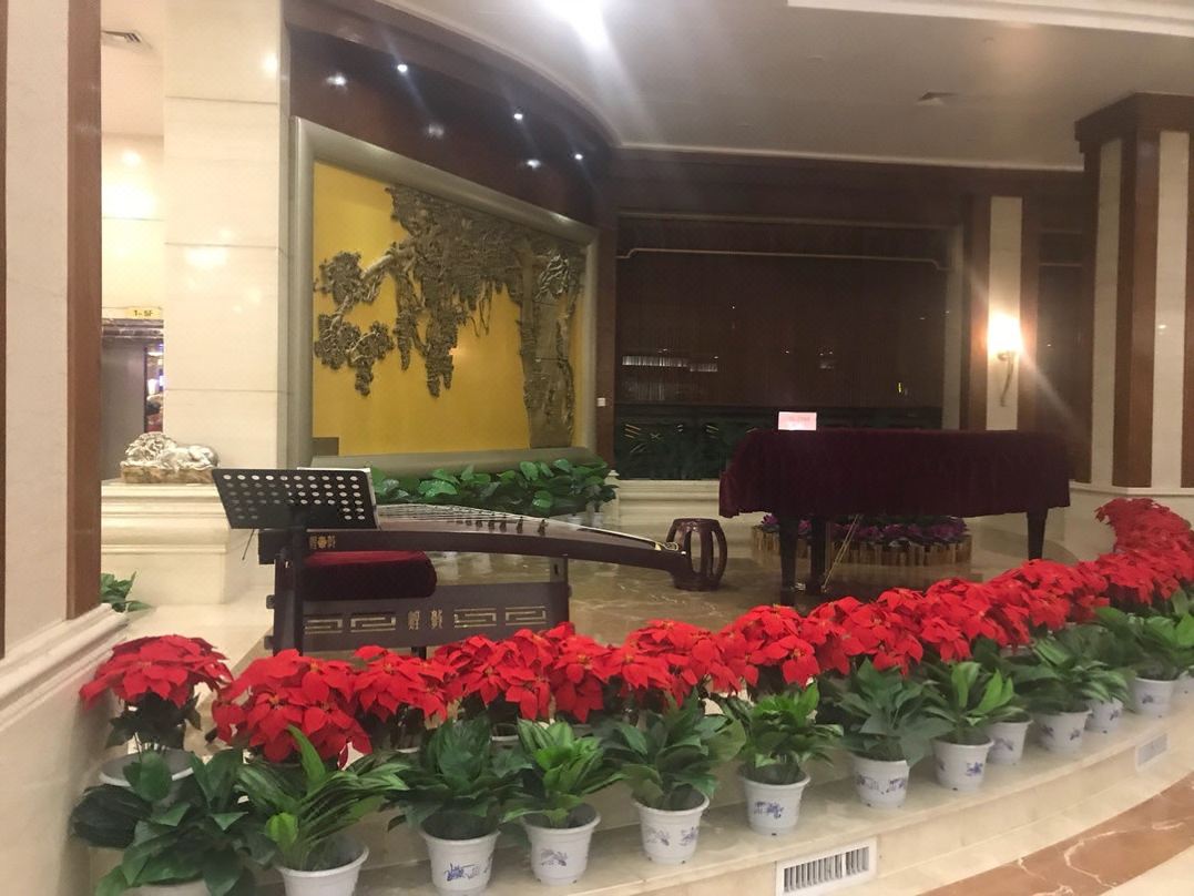 河北中国大酒店大堂