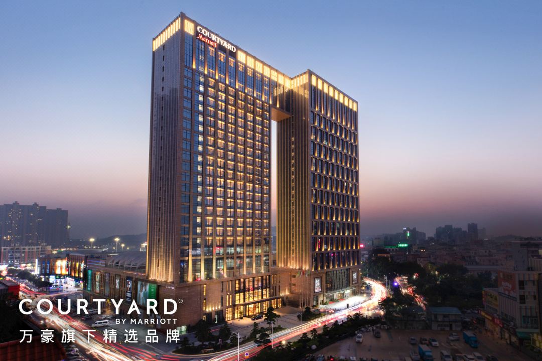 佛山顺德龙江联塑万怡酒店外观