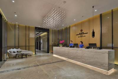 蓝汐假日酒店(佛山华侨城欢乐海岸PLUS店)大堂