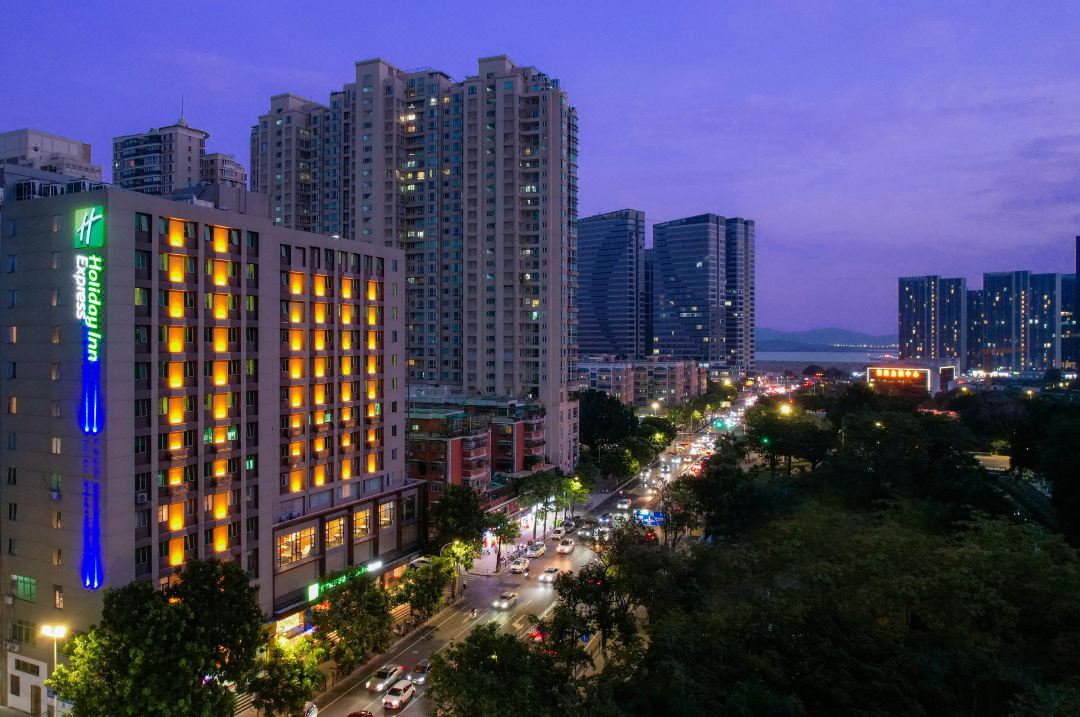 汕头中心智选假日酒店会议场地封面图