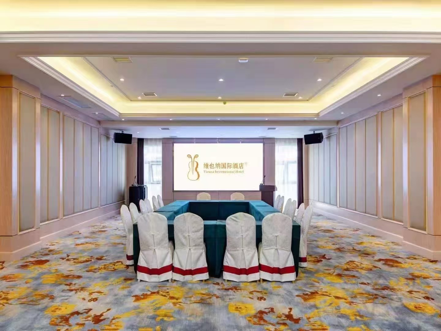 维也纳国际酒店宜家园博园店肖邦厅会场图