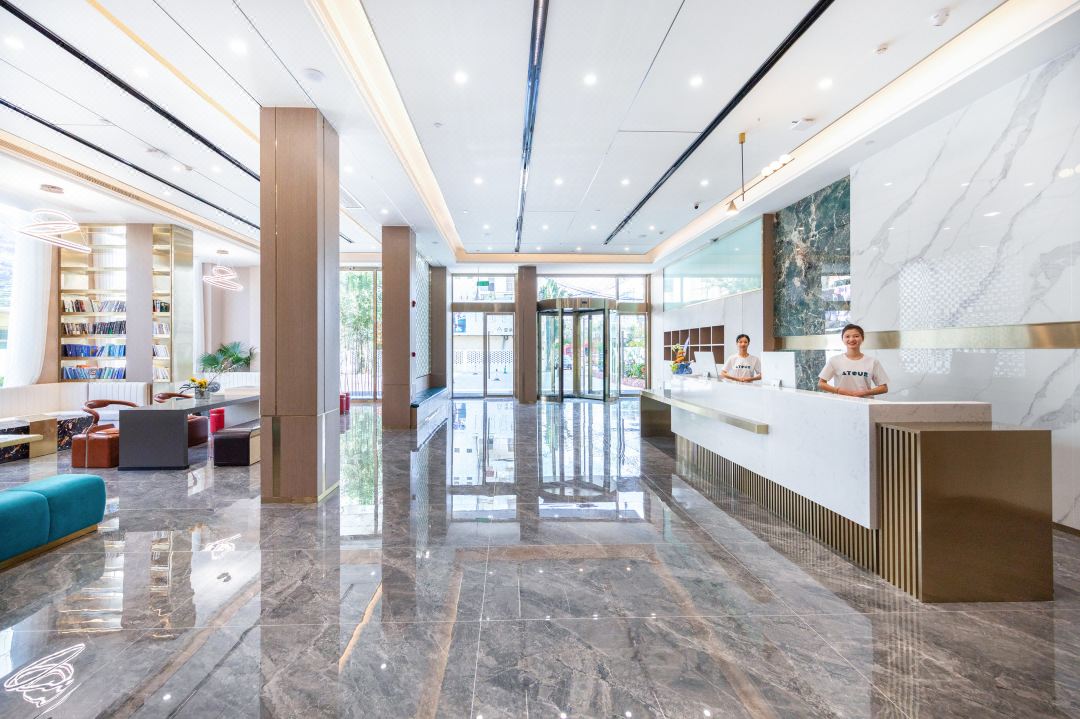 海口高铁东站学院路亚朵酒店大堂